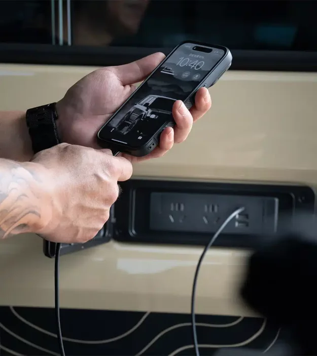 Integrovaný Expanzní Panel URNIETA LC70 levá strana ( power )