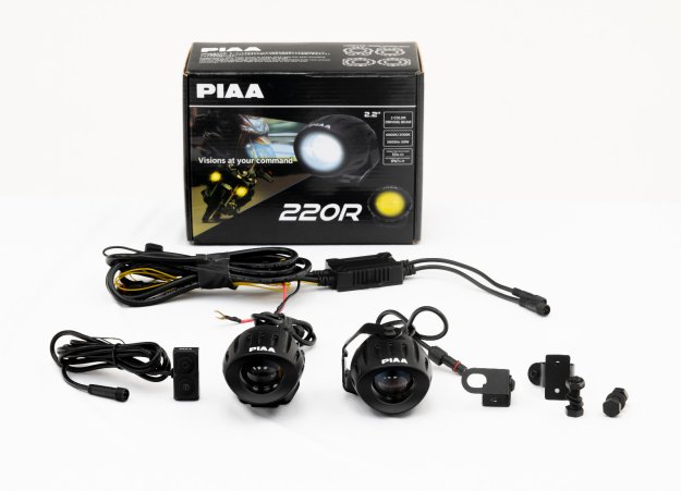 PIAA 220R přídavné bílé/žluté (přepínatelné) dálkové kulaté LED světlomety o průměru 55 mm