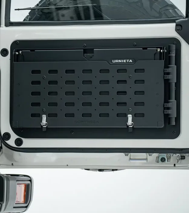 URNIETA Tailgate Platform For LC70 series 