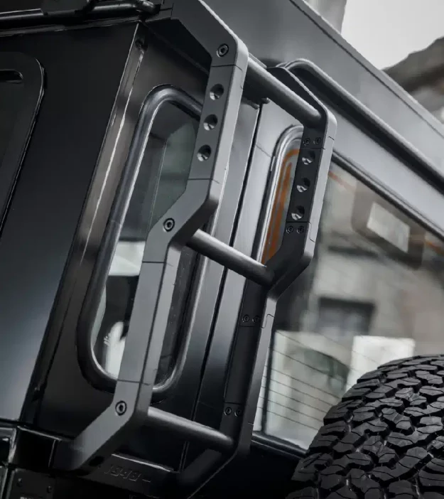 PLUMB Lezecký žebřík — 76. výročí 